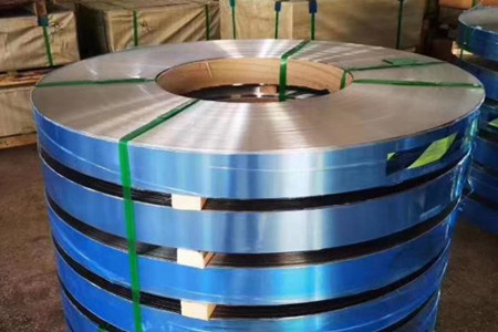 304不銹鋼帶和201不銹鋼帶的特性、應(yīng)用和優(yōu)缺點